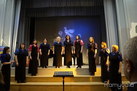 Paukstis baltas 2014 (baigiamasis koncertas) - 001